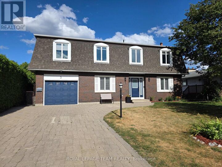 Property Photo: 3 Roberta Crescent ON K2J 1G5