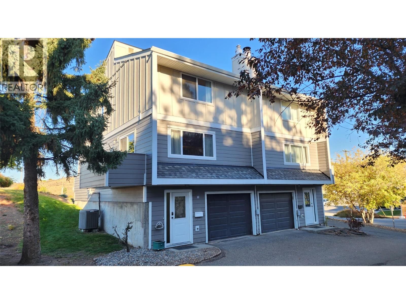 Photo de la propriété: 1810 Springhill Drive 10 BC V2E 1P9