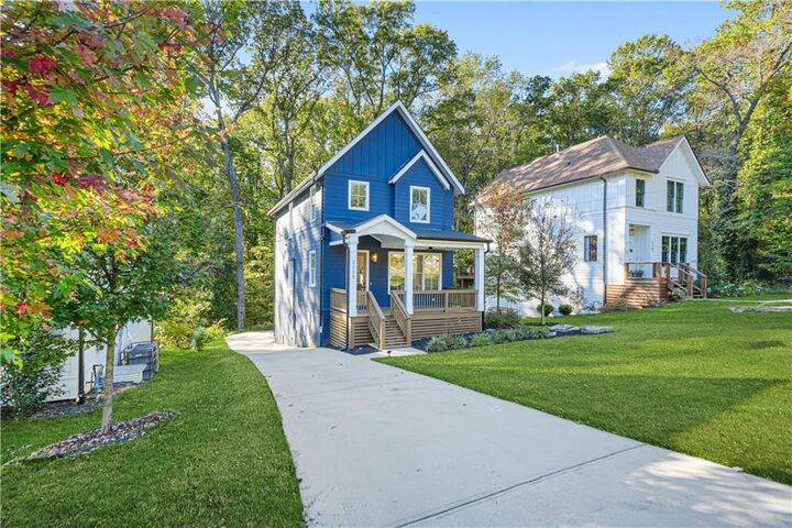 Property Photo:  2205 Meador Avenue SE  GA 30315 