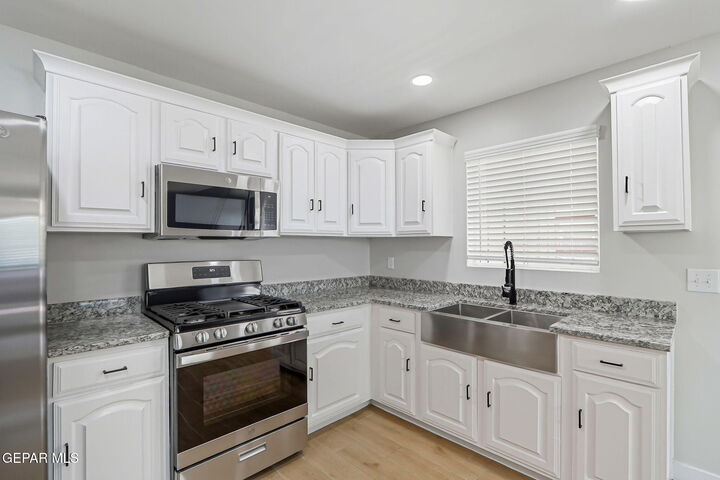 Property Photo:  3408 Hixson Street  TX 79902 