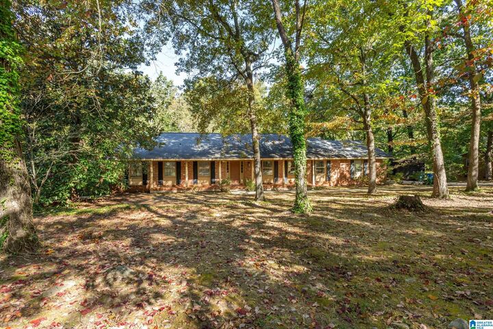 Property Photo: 2307 Ridgeview Road AL 36207