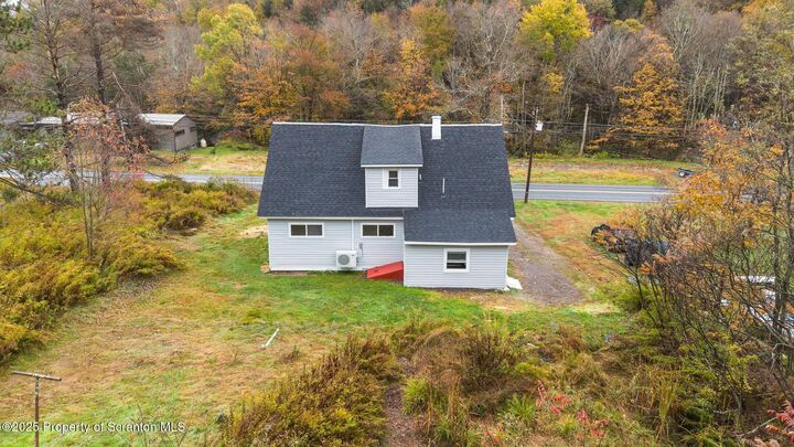 Property Photo:  75 Hamlin Highway  PA 18444 