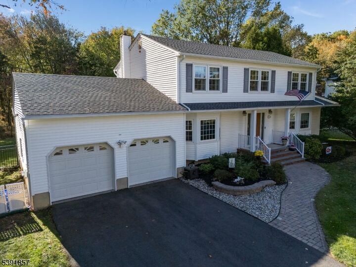 Property Photo:  7 Monfort Dr  NJ 08844