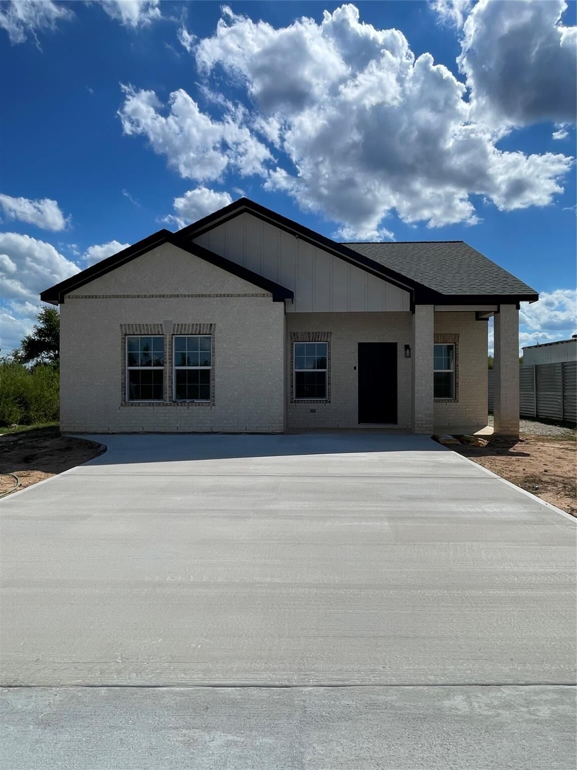 Property Photo:  1610 Road 5729  TX 77327 