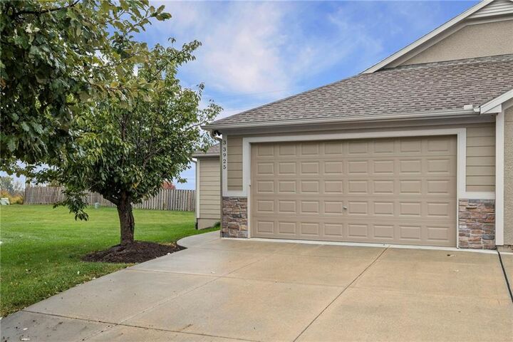 Property Photo:  33925 W 90th Circle  KS 66018