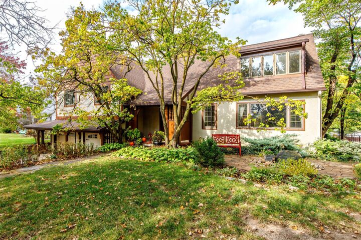 Property Photo:  2019 Kildee Street  IA 50014 