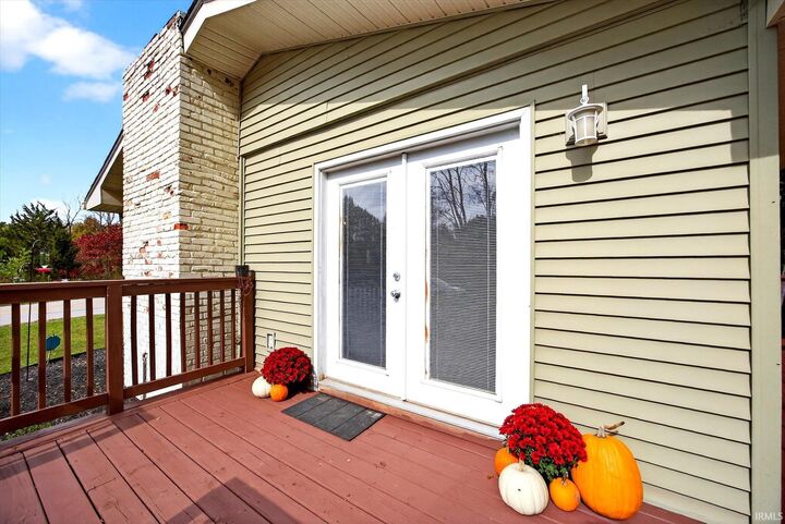 Property Photo: 8720 N Old State Road 37 Road IN 47408-9246