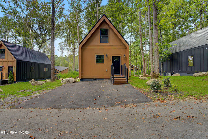 Property Photo:  228 Braydens Way  TN 37738 
