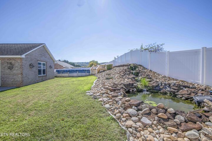 Property Photo: 1835 Ridge Creek Lane TN 37938