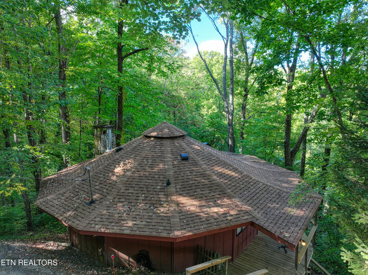 Property Photo: 1429 Zurich Rd TN 37738