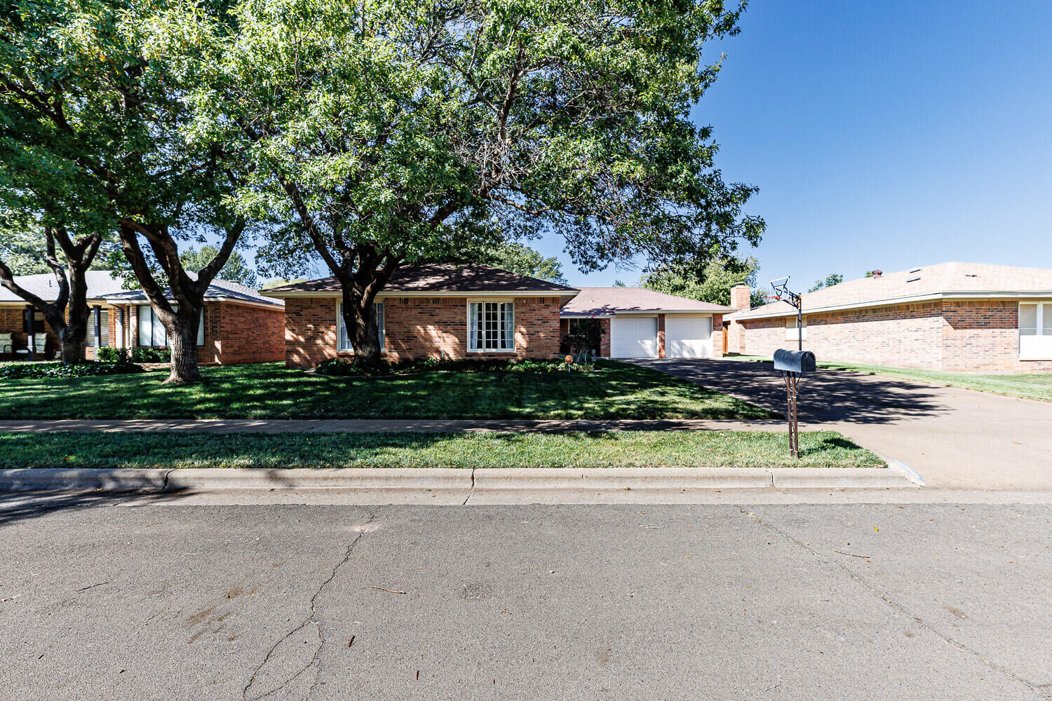Property Photo: 8004 Quinton Avenue TX 79424