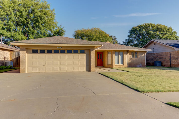 Property Photo: 5614 87th Place TX 79424