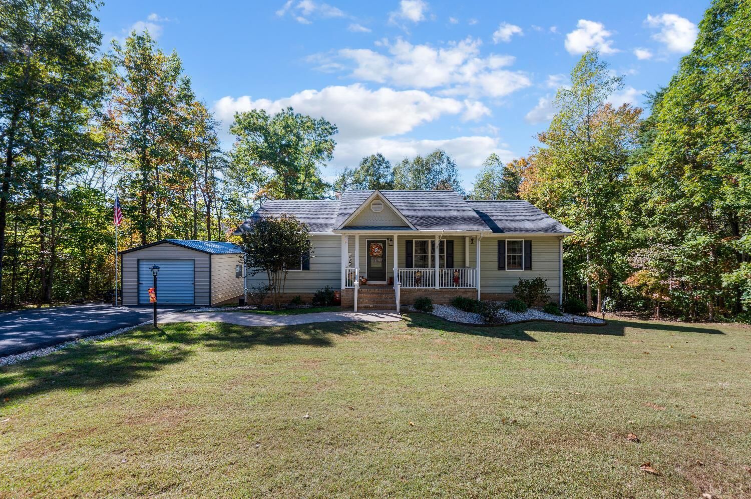 Property Photo:  405 Marston Street  VA 24593 