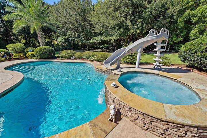 Property Photo: 585 Falling Water Boulevard AL 36532