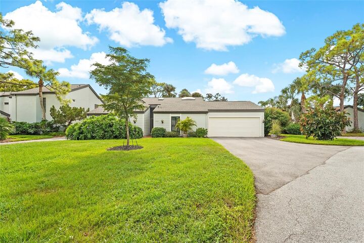 4302 Woodmans Chart 134  Sarasota FL 34235 photo
