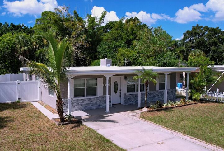 Property Photo: 6296 62nd Street N FL 33781