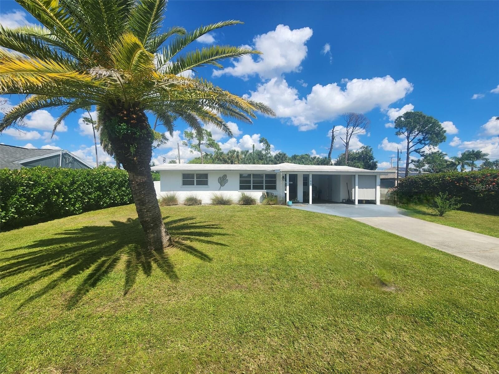 Property Photo:  184 Norfolk Avenue NW  FL 33952