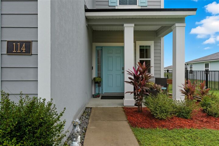 Property Photo: 114 Logrono Court FL 32084