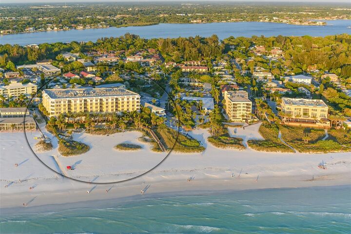 915 Seaside Drive 607, Weeks 14-15  Sarasota FL 34242 photo