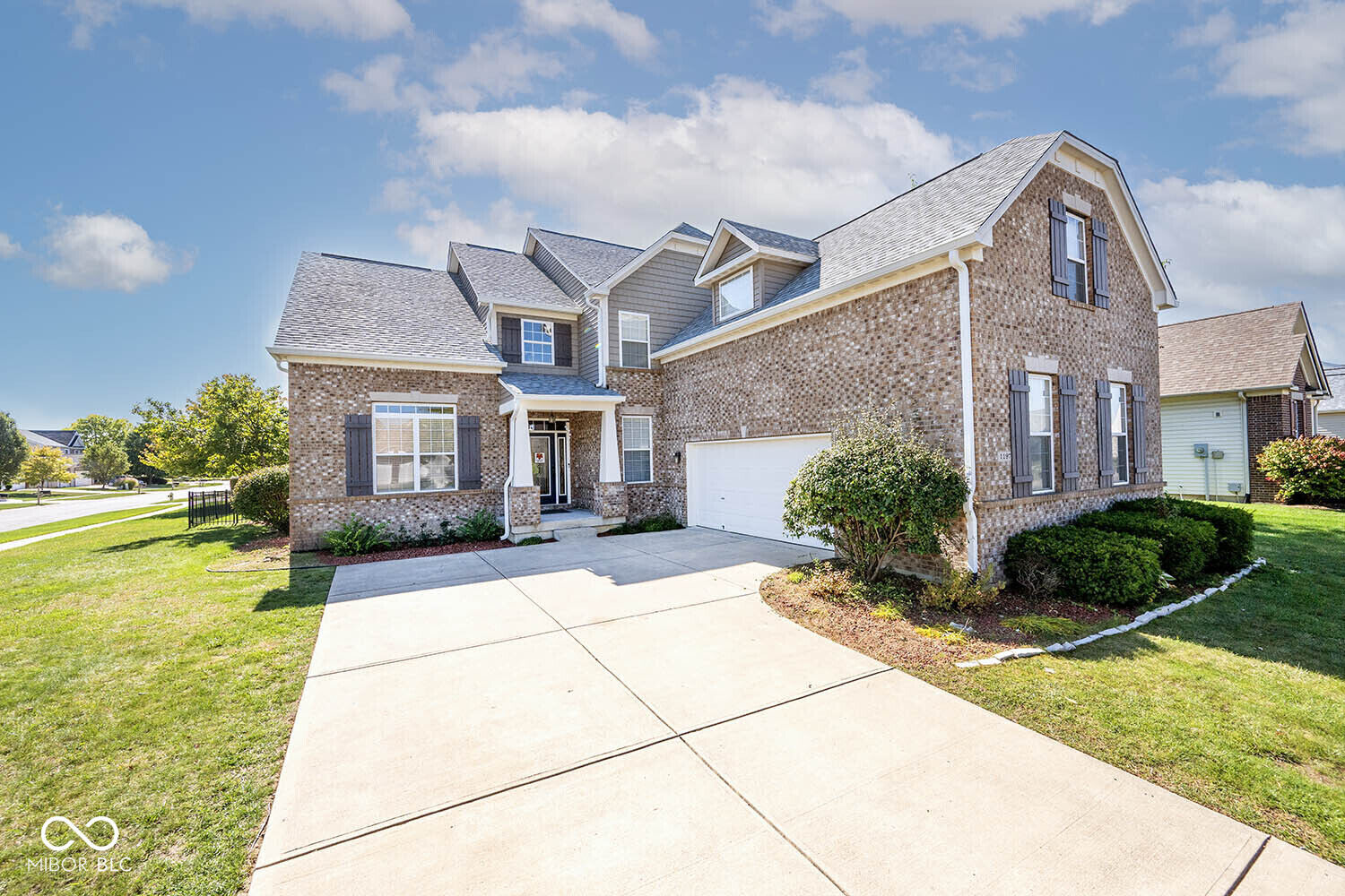 Property Photo: 1197 Lucca Drive IN 46143