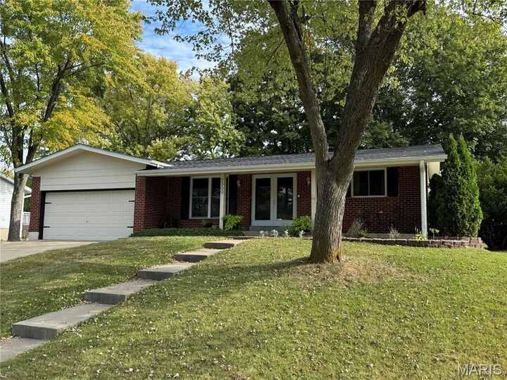 Property Photo: 2900 Headland Drive MO 63301