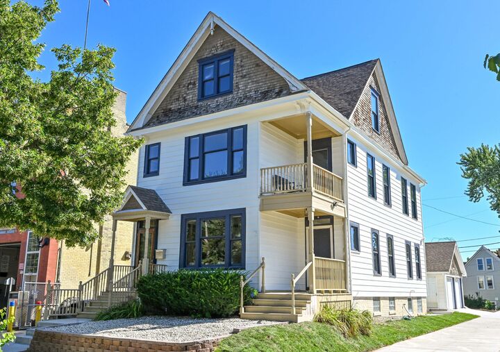 2044 N Palmer St  Milwaukee WI 53212 photo