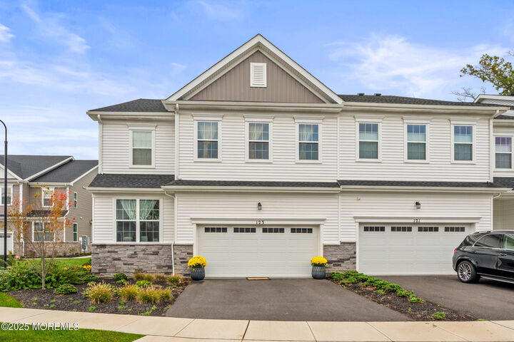 123 Woolley Court  Oakhurst NJ 07755 photo