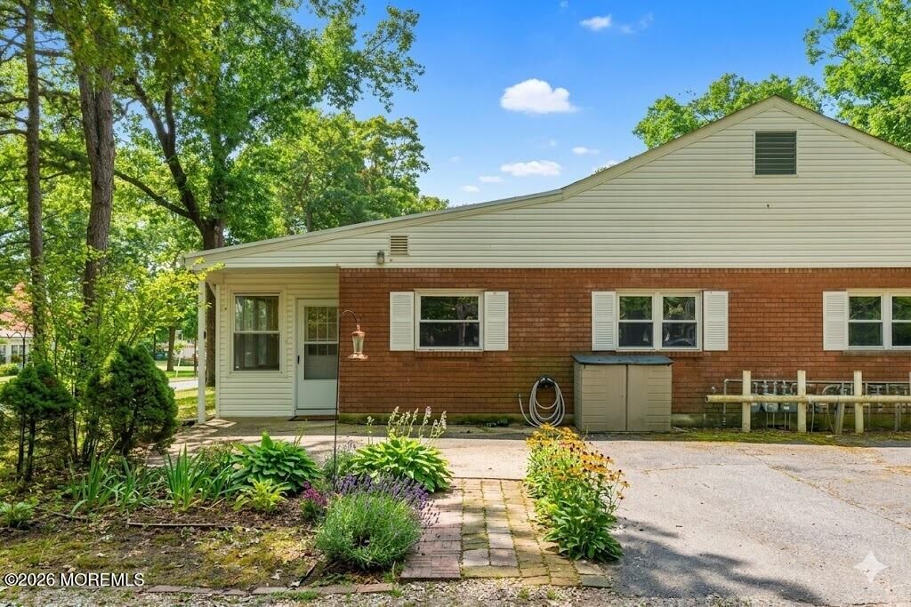 Property Photo:  11 Birch Street  NJ 08757 