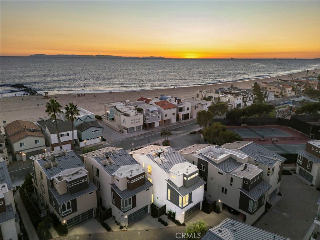 Property Photo: 5512 Seashore CA 92663
