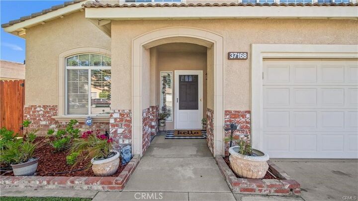Property Photo:  37168 Santa Rosa Glen  CA 92562