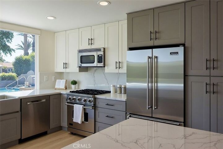 Property Photo: 48 Oak Tree Drive CA 92270