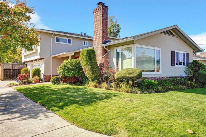 1259 Eastshore Dr  Alameda CA 94501 photo