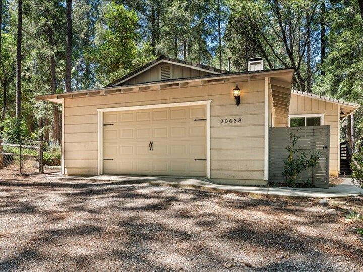Property Photo: 20638 Rector Road CA 95959