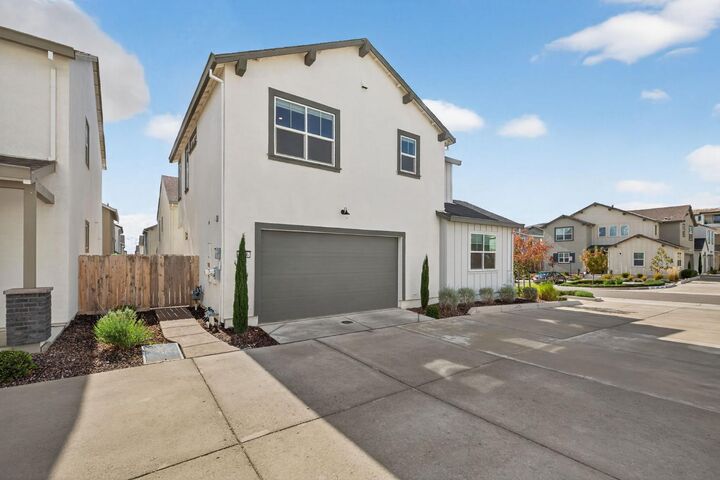Property Photo: 3156 Sunny Gate Lane CA 95630