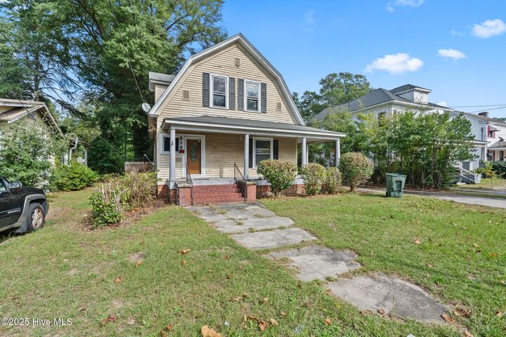 Property Photo: 318 Spring Street NC 28345