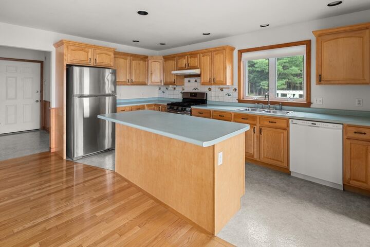 Property Photo: 307 West Sleepy Hollow Road VT 05452