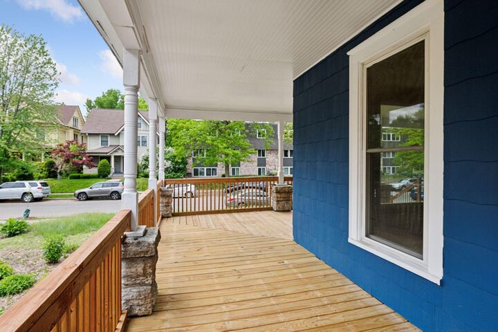 Property Photo:  2613 Bryant Avenue S  MN 55408 