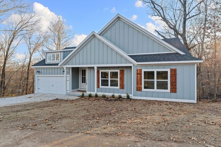 Property Photo: 12 Bobwith Lane AR 72714