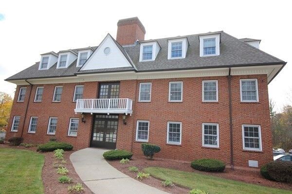 Property Photo:  132 Tyngsboro Road 1  MA 01863 