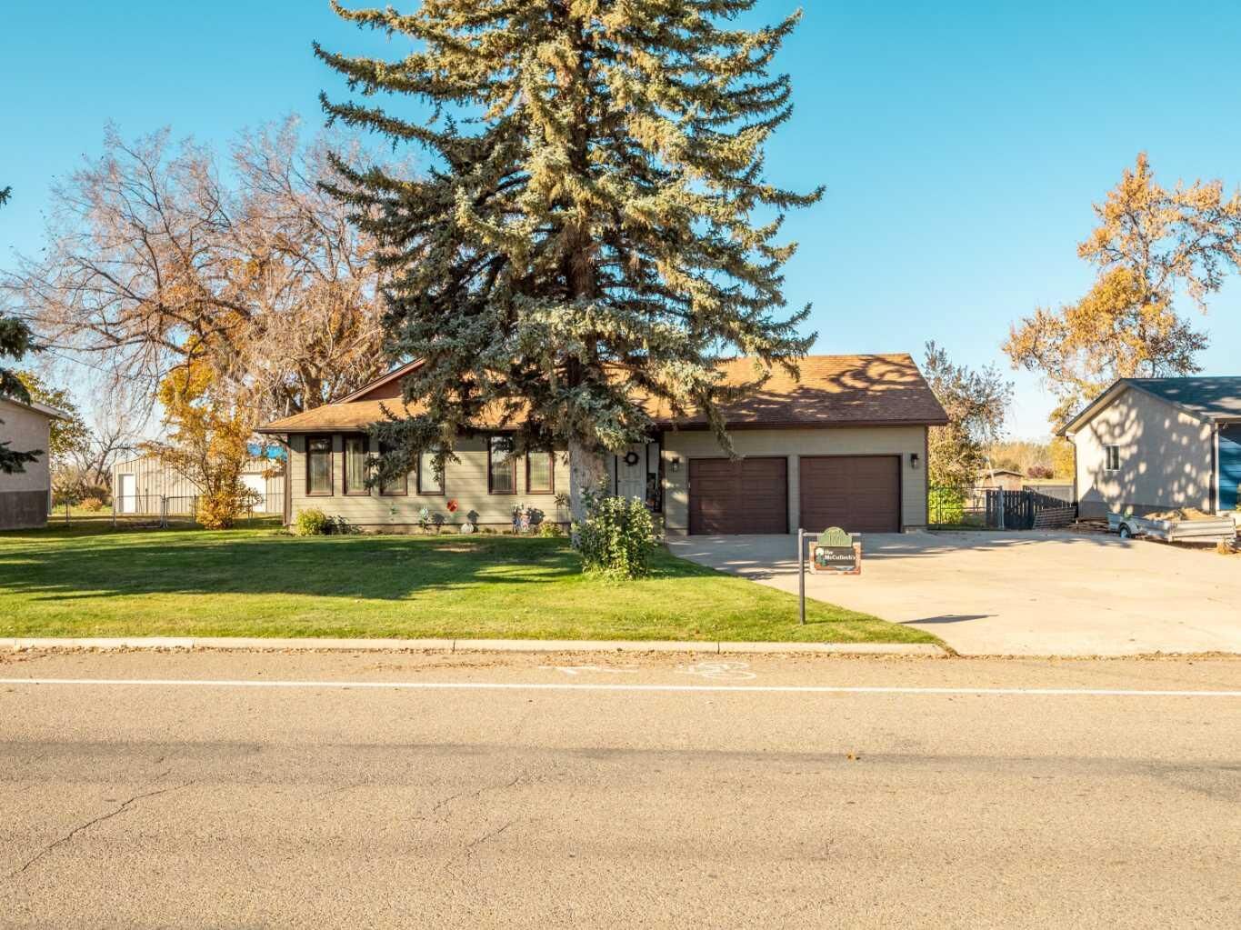 Property Photo: 1100 Heritage Road AB T0K 0B0