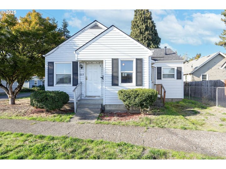 665 Patterson Ave NW  Salem OR 97304 photo
