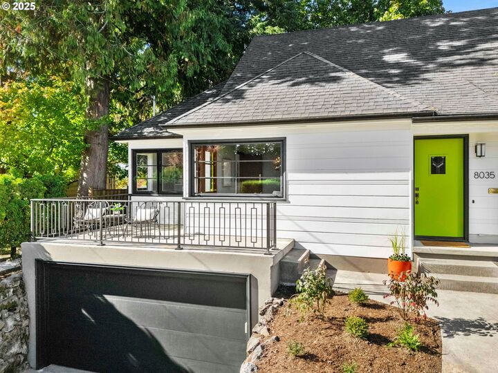 Property Photo: 8035 SW 8th Ave OR 97219