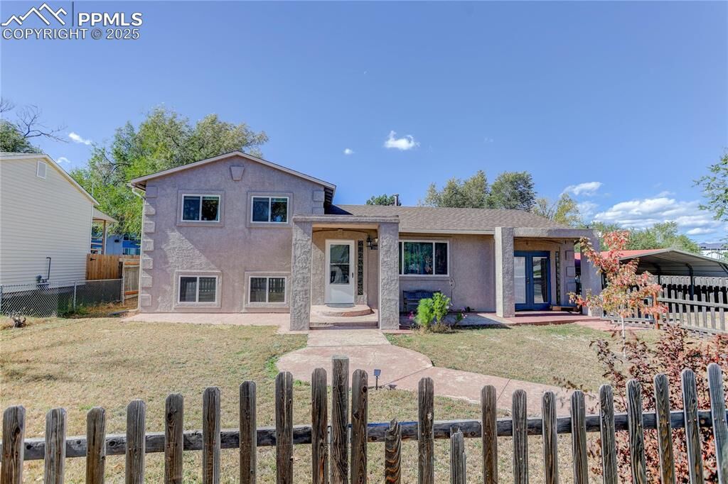 Property Photo: 3905 Colony Hills Circle CO 80916