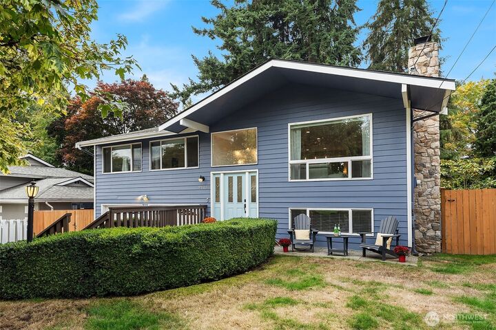 9625  164th Avenue NE  Redmond WA 98052 photo