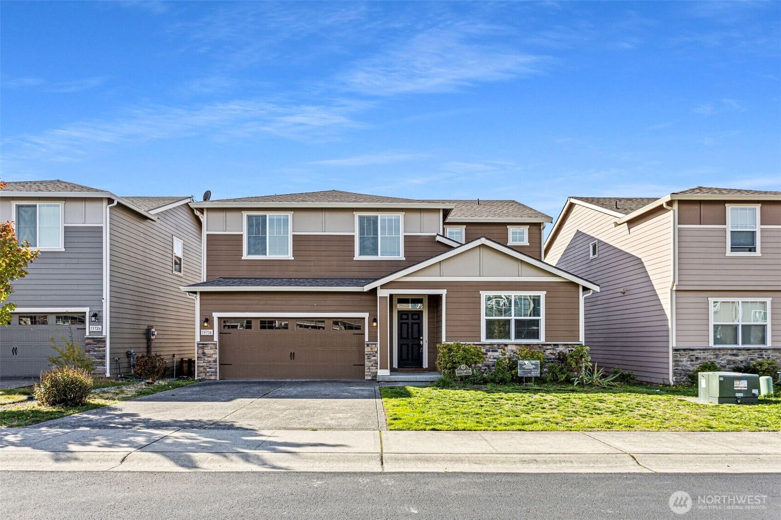 Property Photo: 13716 66th Avenue E WA 98373
