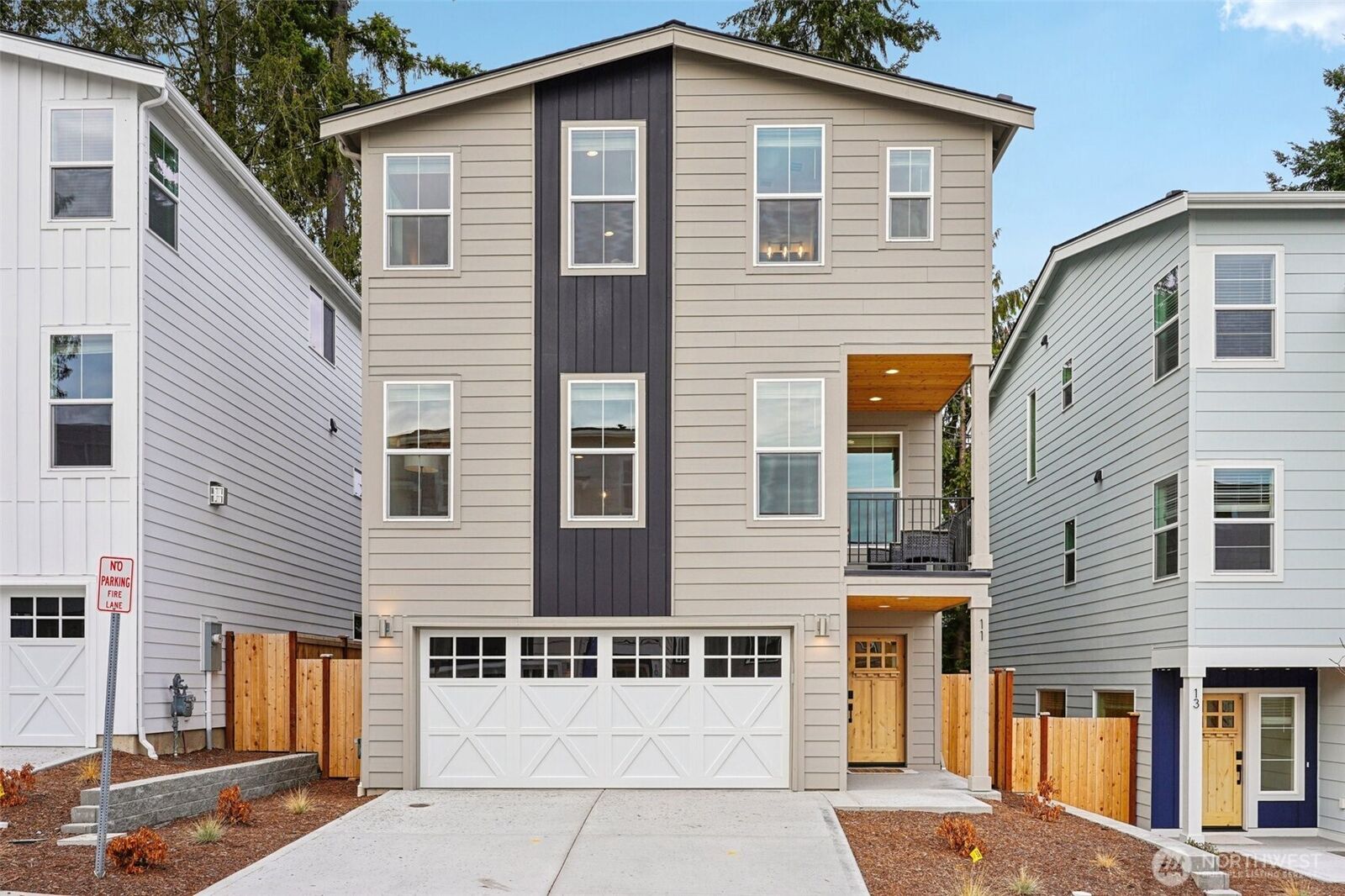 Property Photo: 11 160th Place SE WA 98012