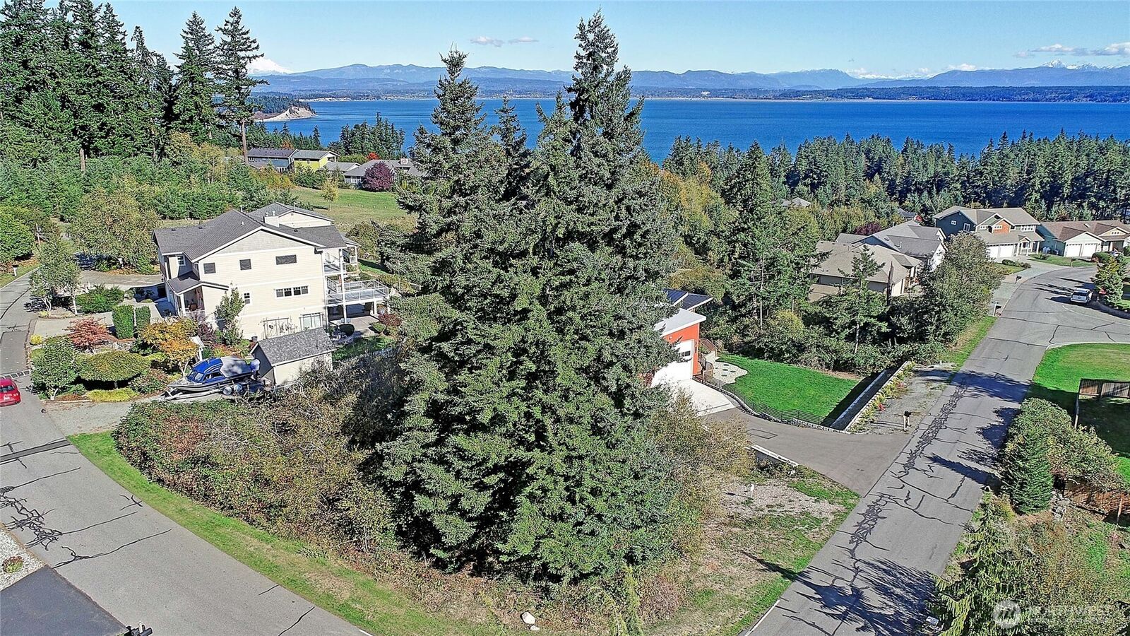 Property Photo: 1117 Portage Rd. WA 98282