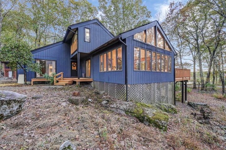 Property Photo: 111 Fairway Drive PA 18428