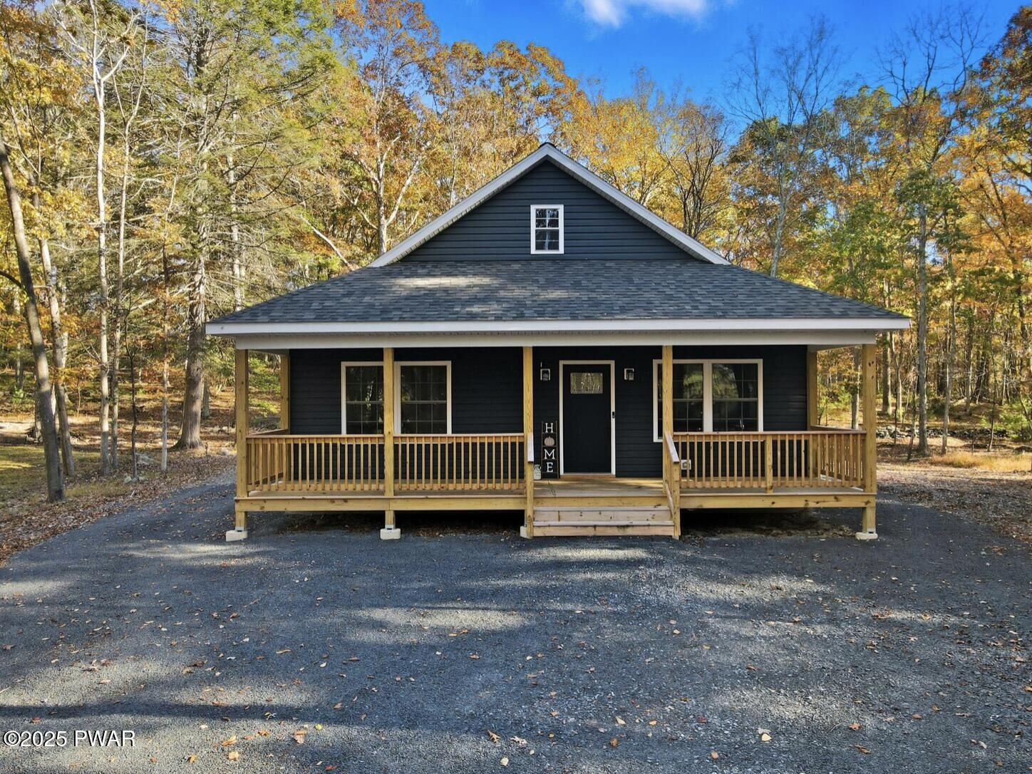 Property Photo:  116 Quail Court  PA 18324