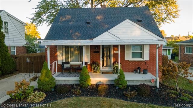 Property Photo: 25564 Arlington Street MI 48066